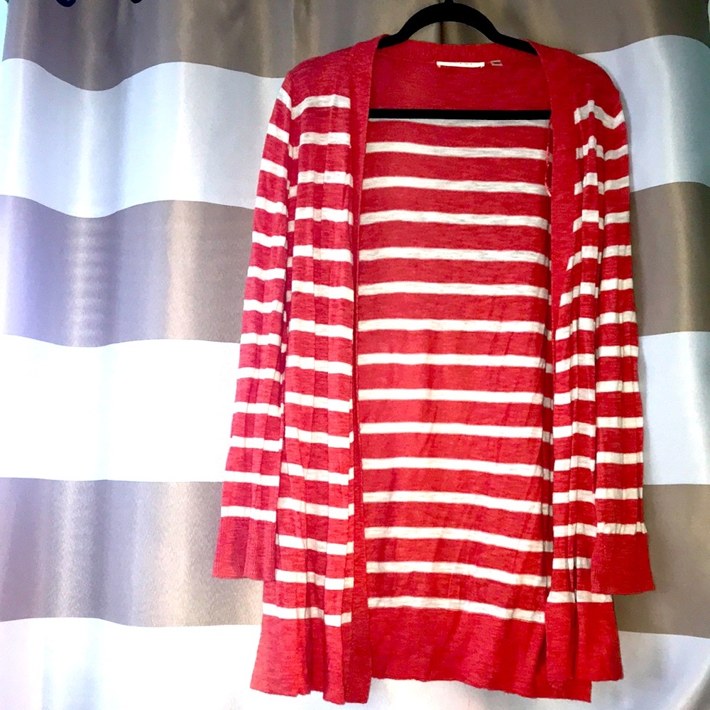 Cyrus XL oversized cardigan in salmon 🍣 with white lines.